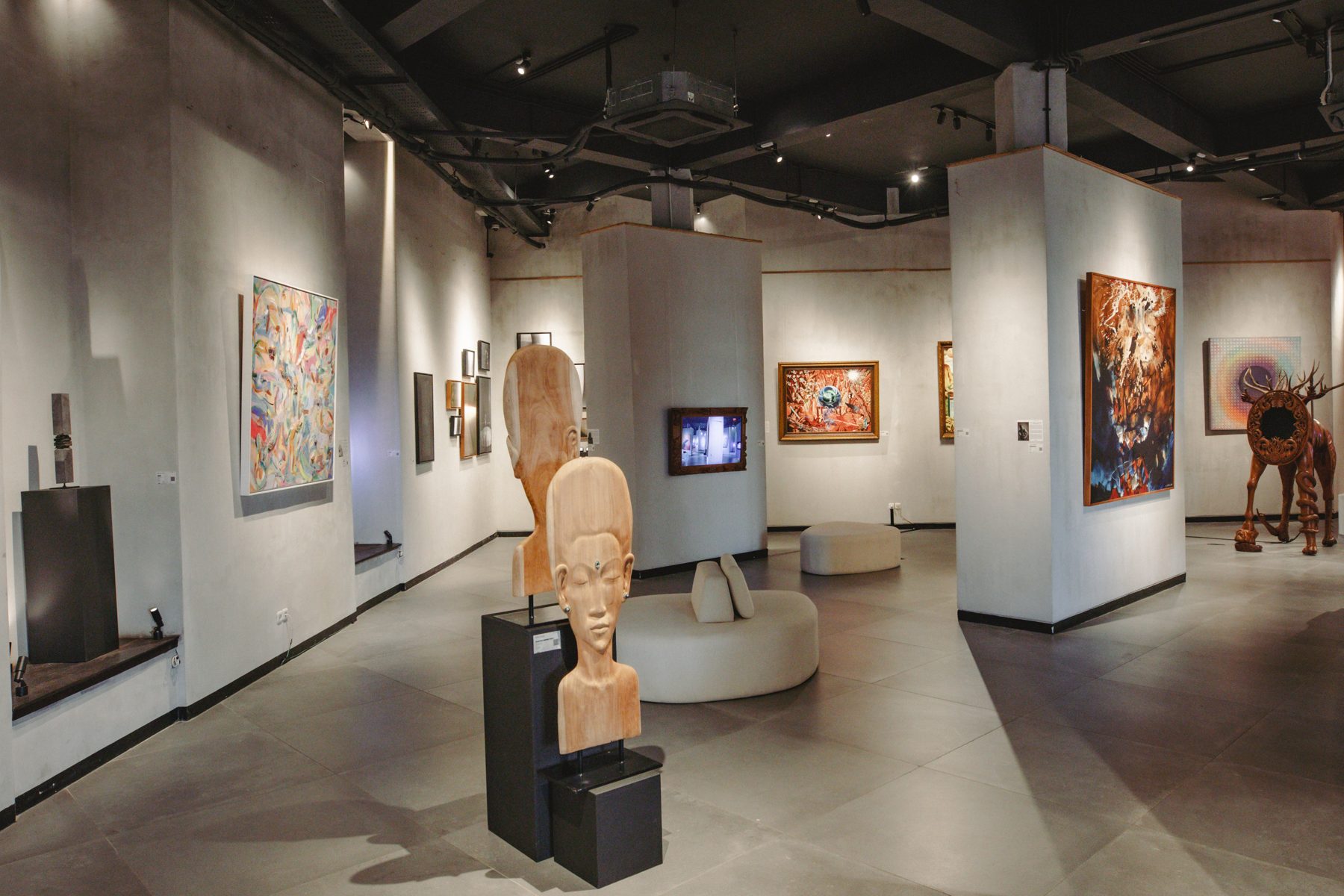 Labyrinth Gallery